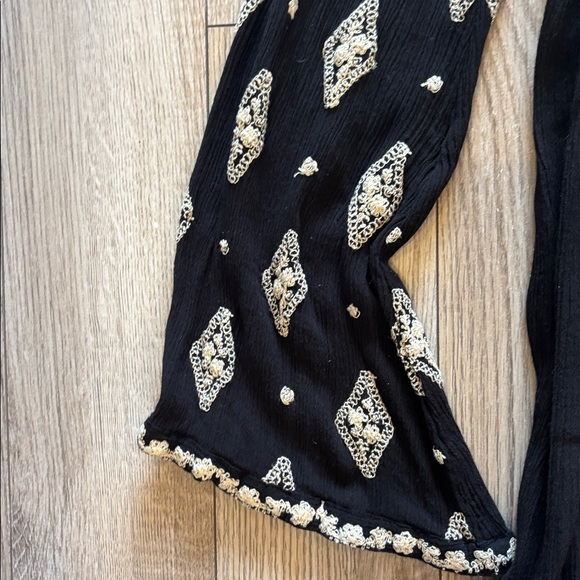 Free people Black dress with Cream Embroidery - Picture 4 of 5